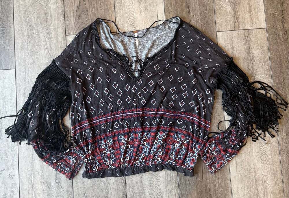 Free People Macra Maze Me Fringe Peasant Top Size S